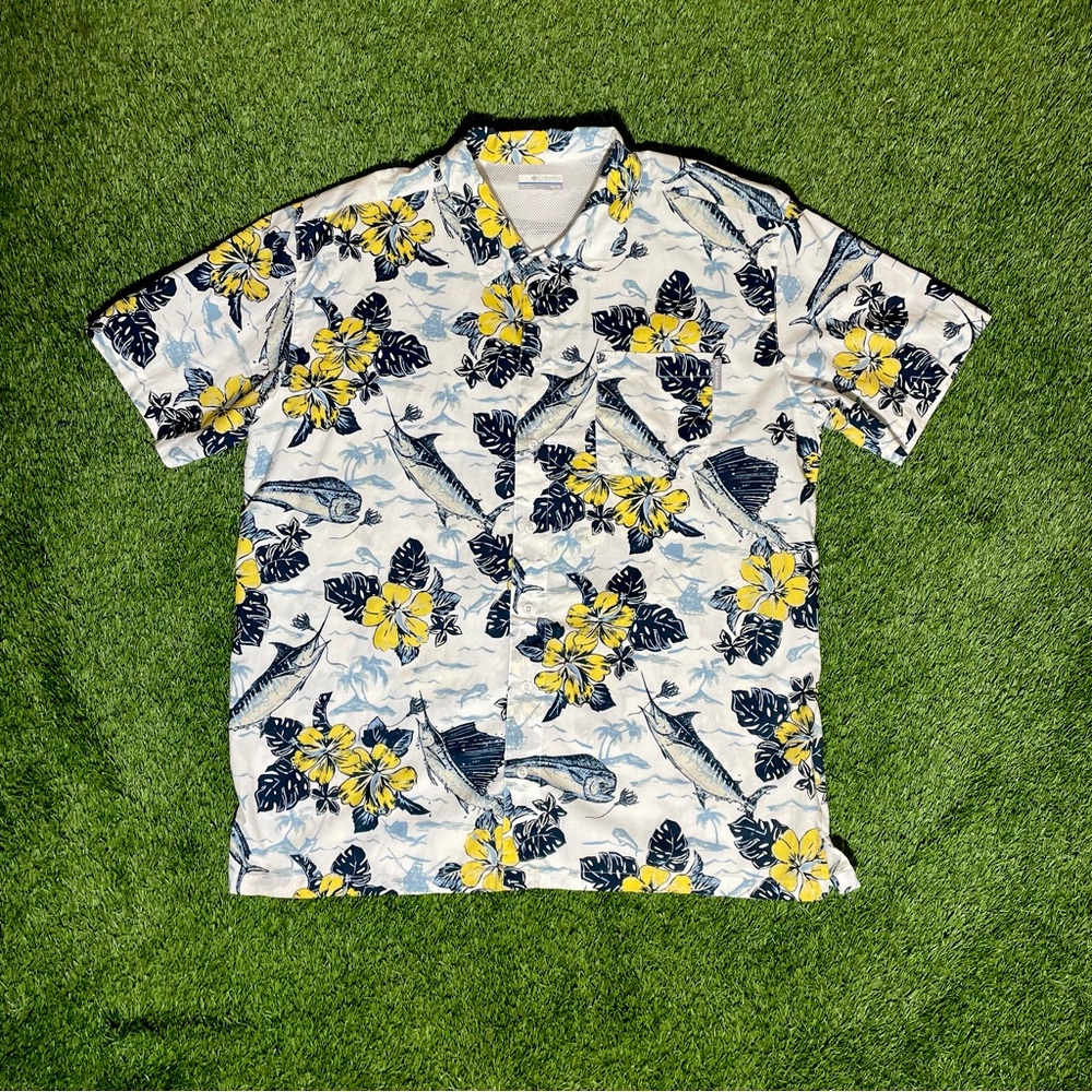 Columbia PFG short sleeve